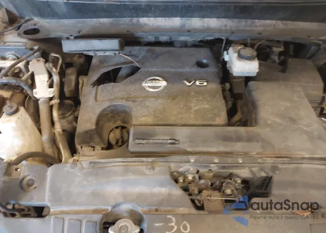 2013 Nissan Pathfinder S from USA, damaged, VIN 5N1AR2MN8DC668494